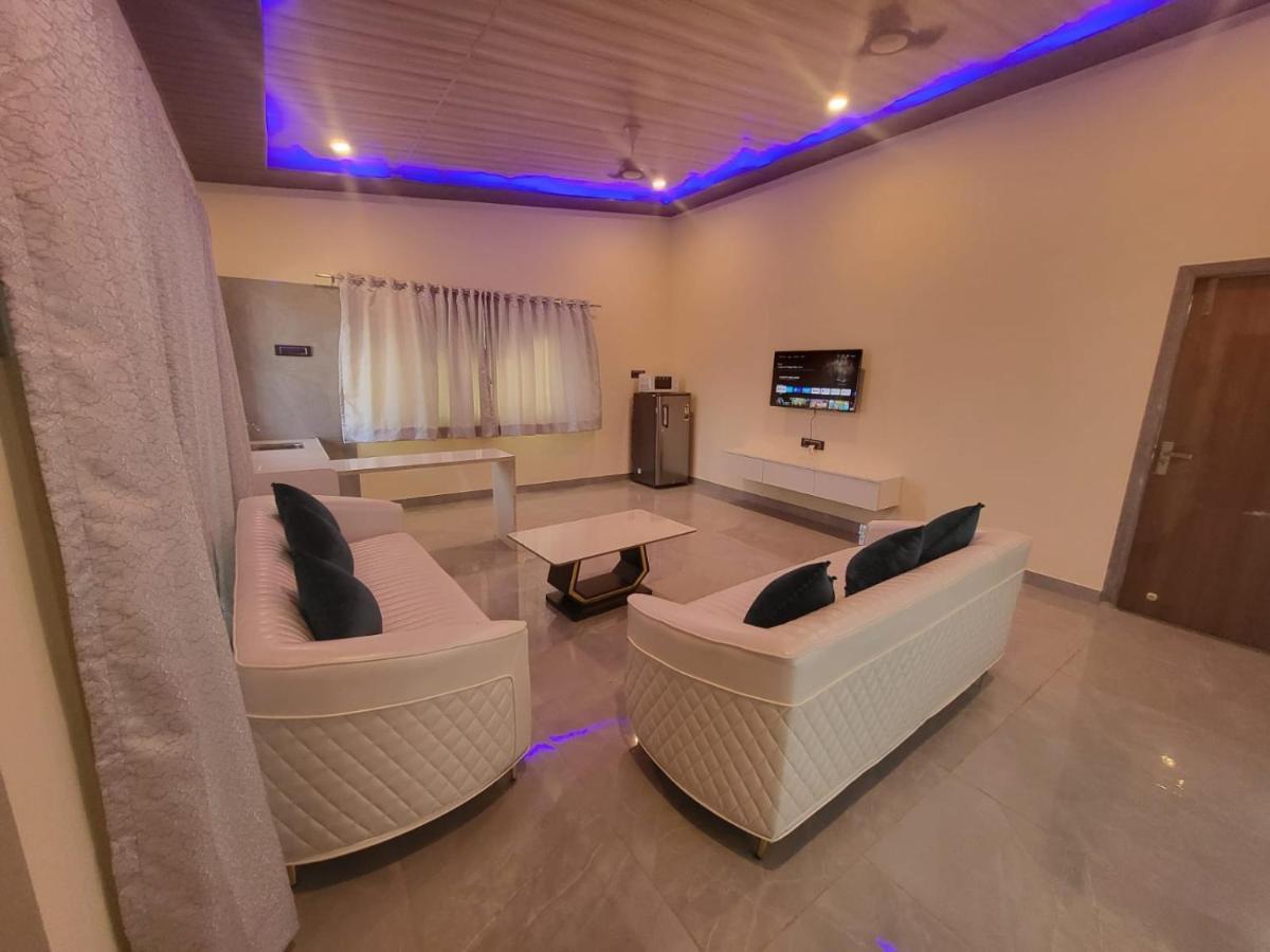 فيلا Nazrana 2Bhk لونافالا المظهر الخارجي الصورة